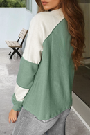 Color Block Round Neck Raglan Sleeve Top.