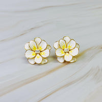 Scarlett Art of Flower Earrings.