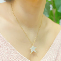 Lara Land Shiny Star Necklace.