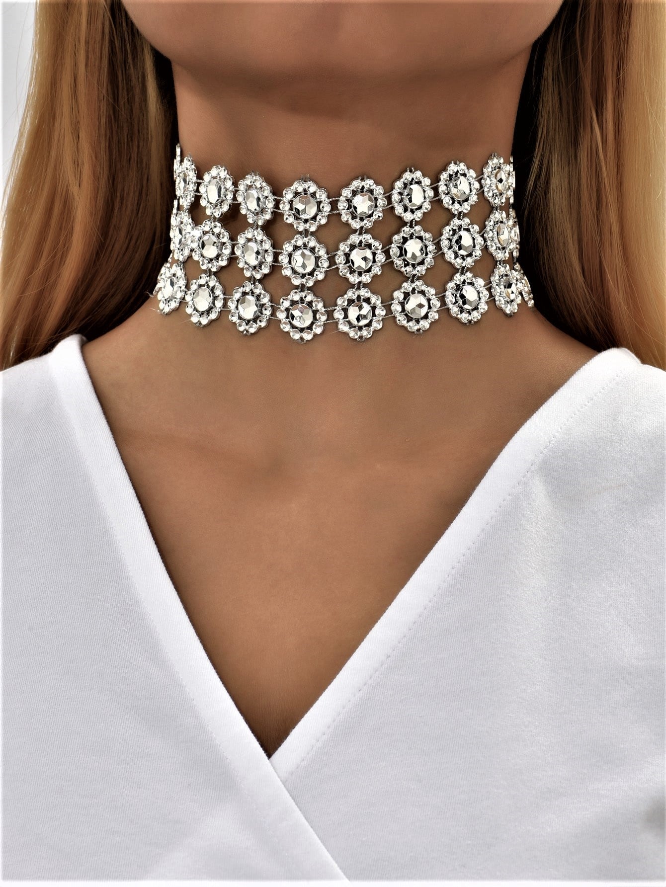 Neck-Glam Choker