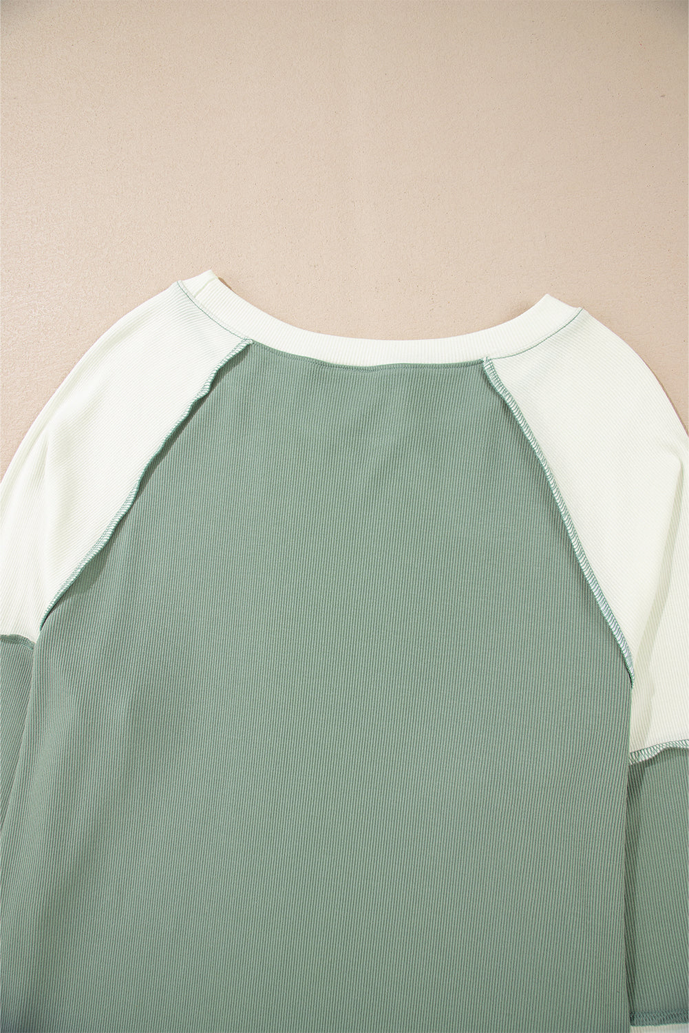 Color Block Round Neck Raglan Sleeve Top.