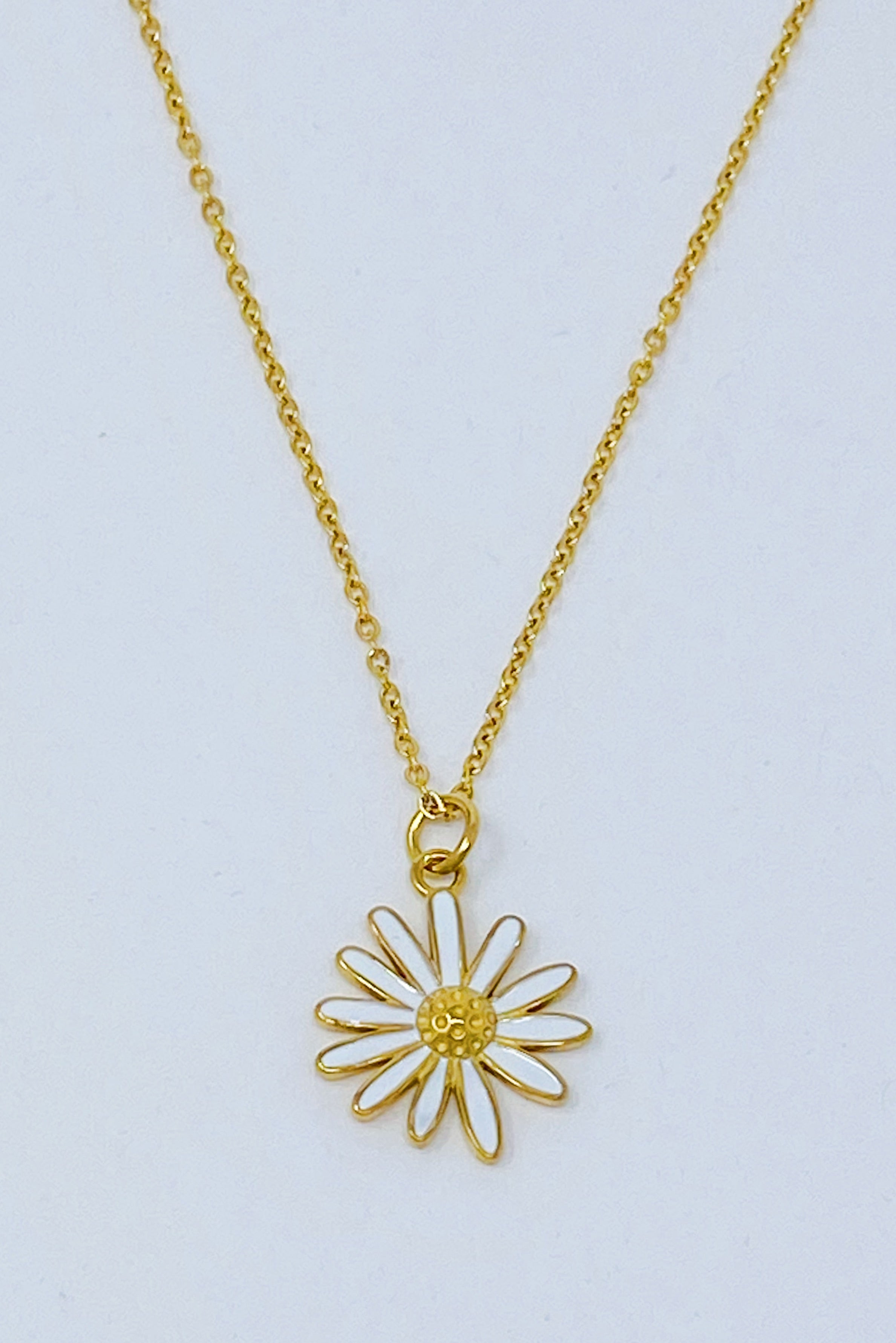 Sweet Daisy Necklace.