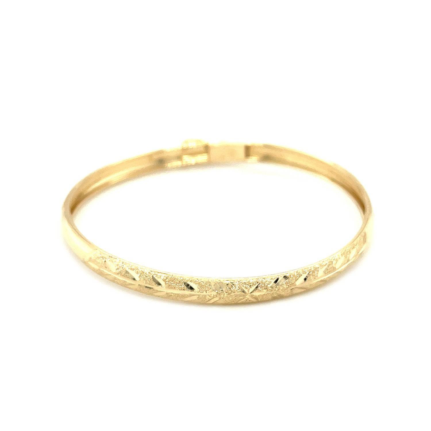 10k Yellow Gold Dome Childrens Diamond Cut Florentine Bangle (4.00 mm) | - Forever in Harmony