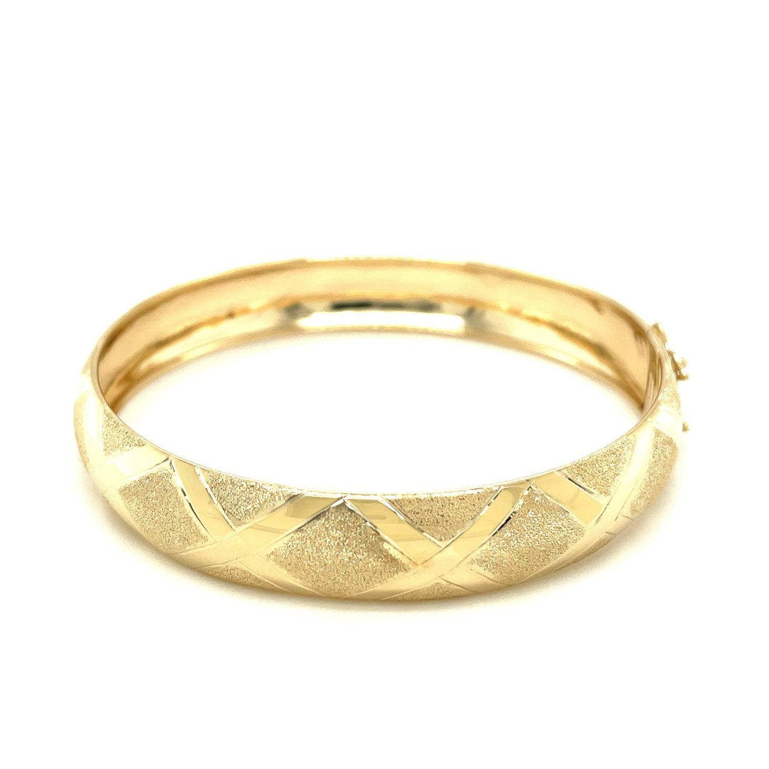 10k Yellow Gold Dual-Textured Diamond Pattern Bangle (12.00 mm) | - Forever in Harmony