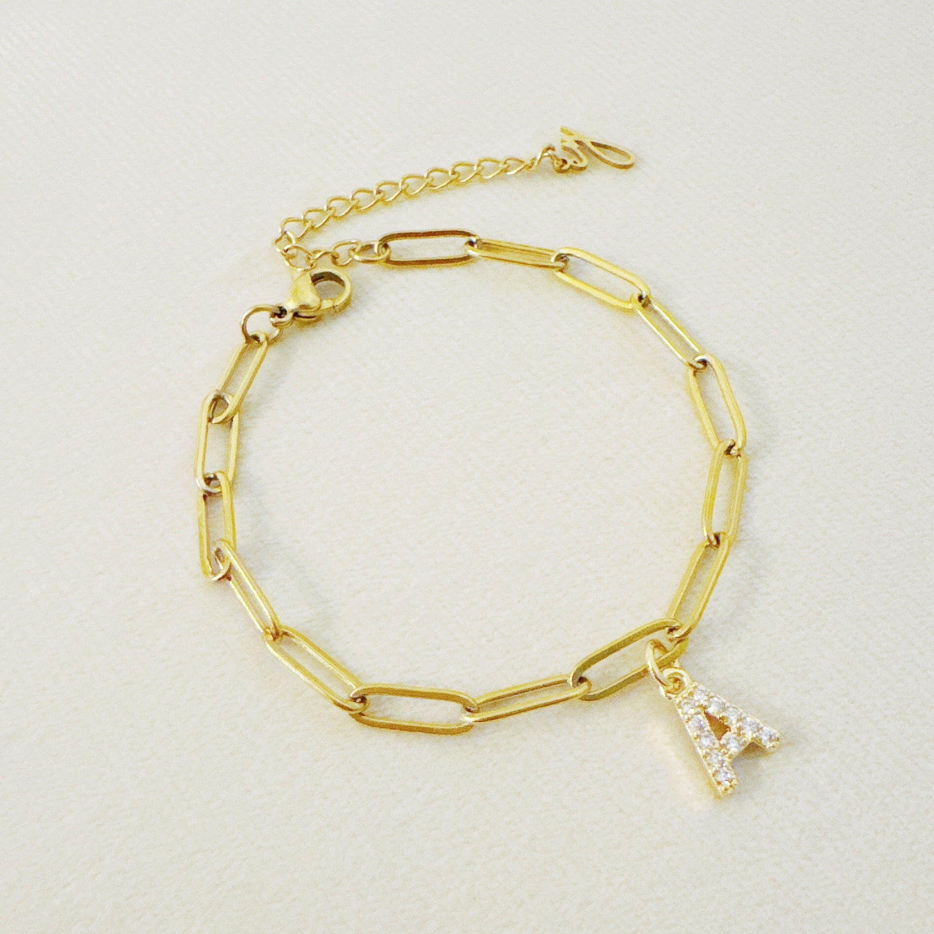 Oh Simple Initial Chain Bracelet.