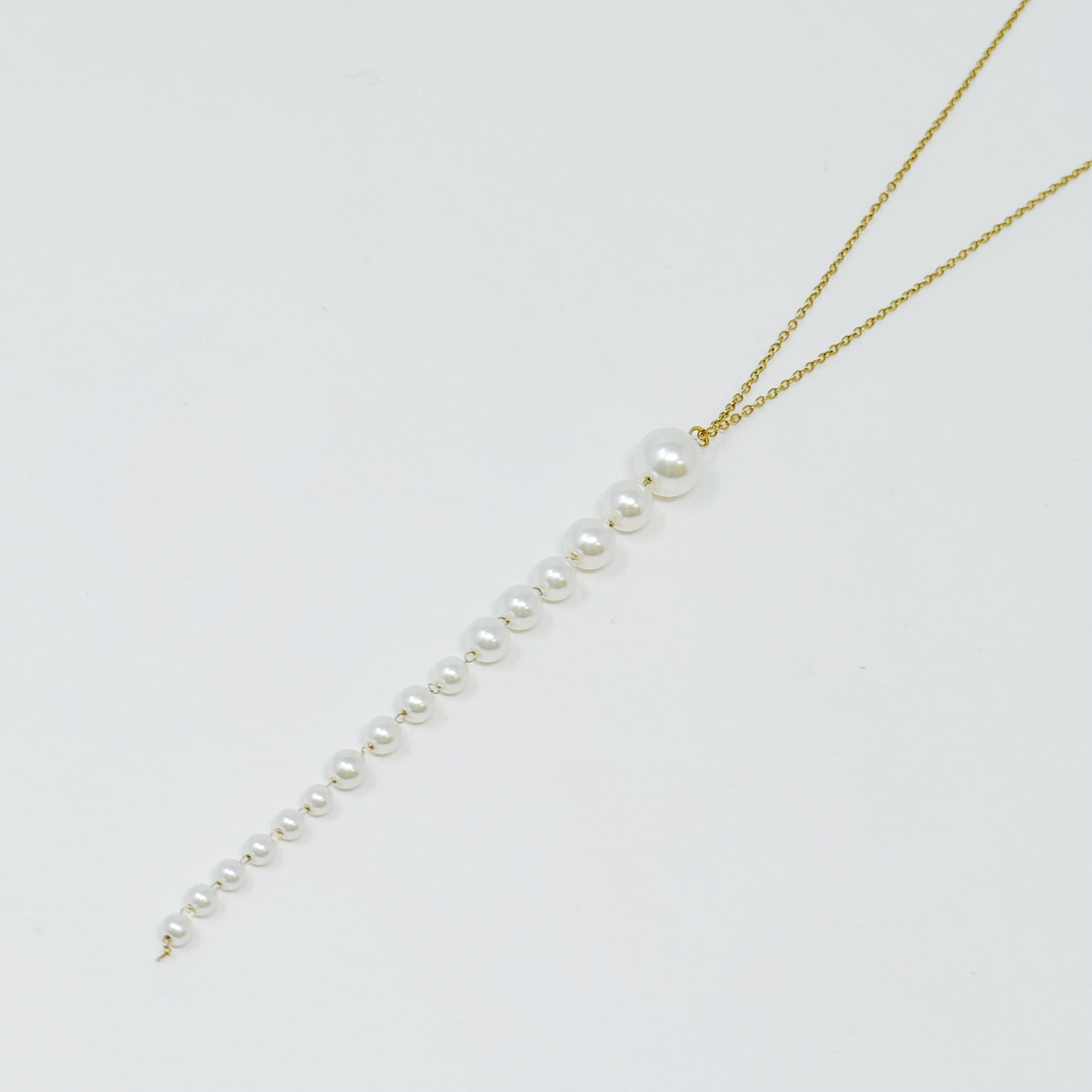 Gradiant Long Pearl Drop Necklace