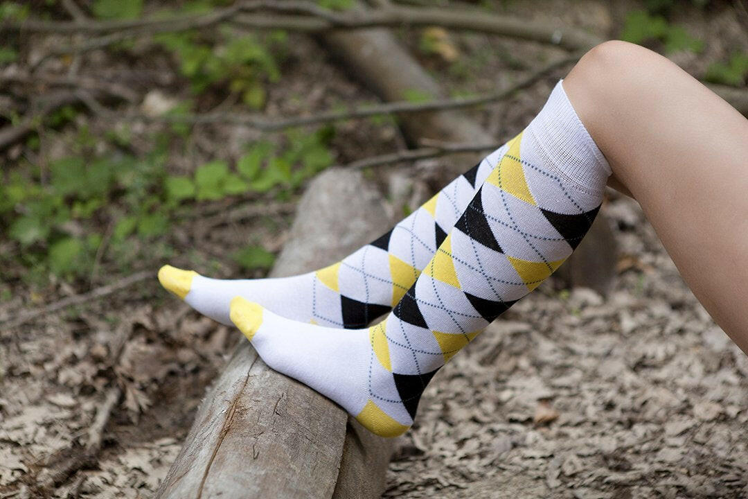 Women's Mixed & Match Argyle Knee High Socks Set.