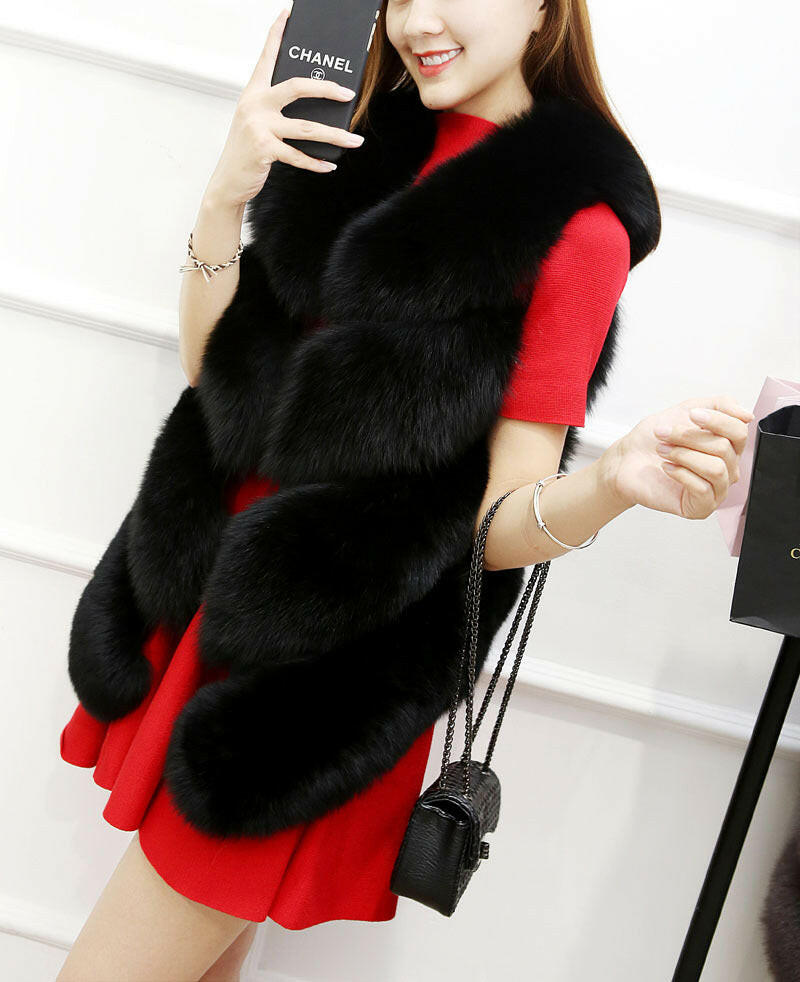 Faux Fur Sleeveless Vest Winter Thick Coats Women New Fashion Casual Jacket.