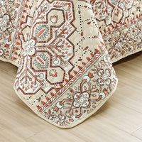 Massarra 3 piece bedspread.