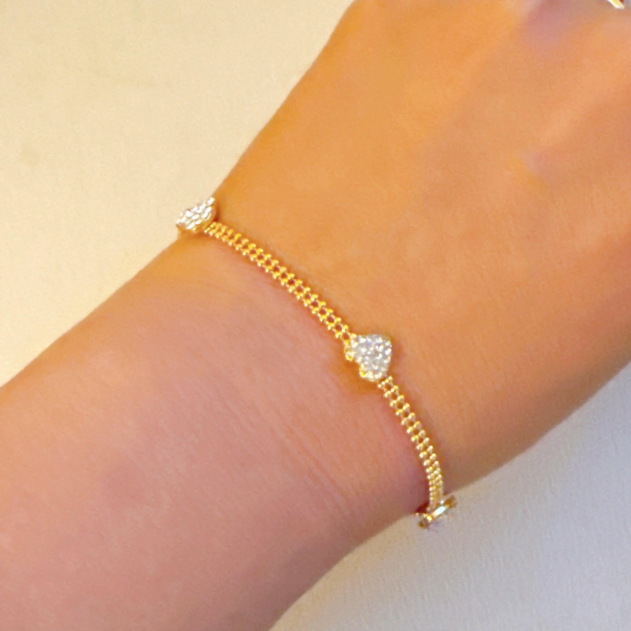 Dotty Shine Heart Bracelet.